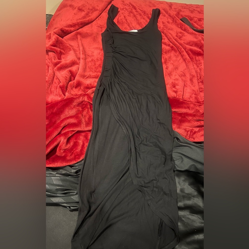 Bailey 44 ruched draped tulip edge midi dress. Black xs